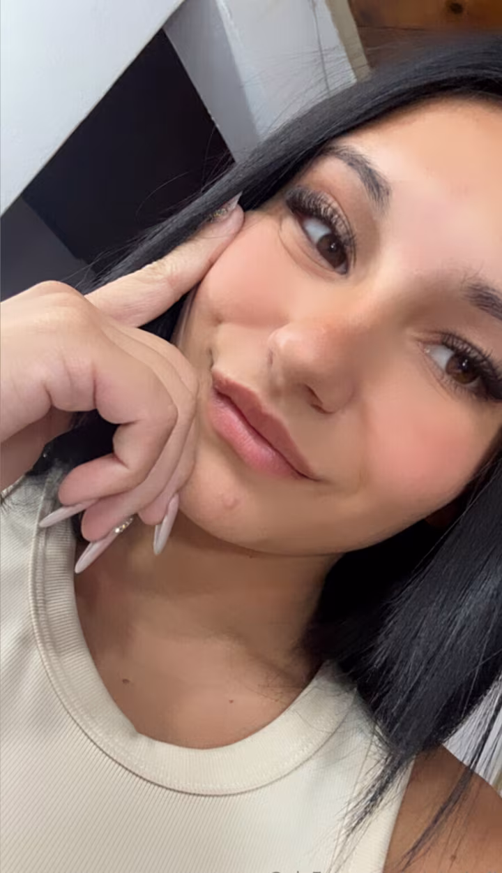 Mia 🐝